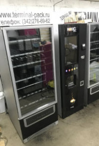 Комбинированный торговый автомат (кофейный и снековый) Rosso touch и foodbox slave